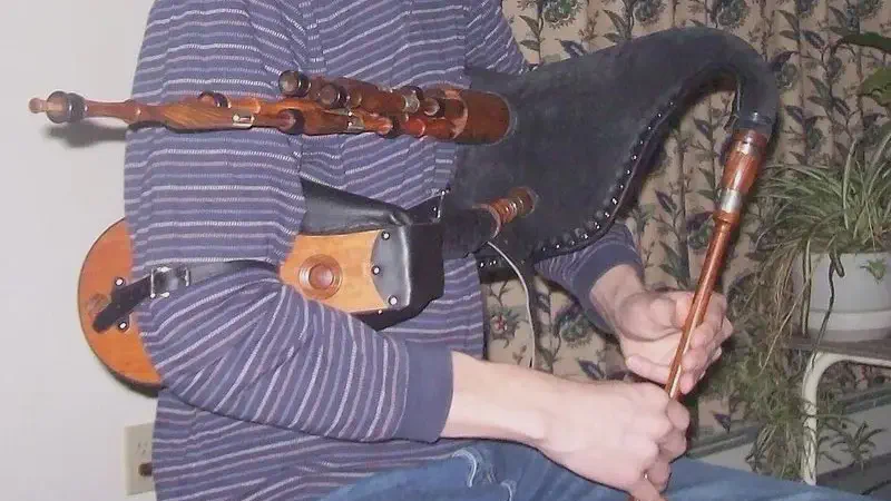 /images/instruments/small-pipes.webp